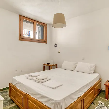 Panorama Village Living House With Shared Pool * Krotiri