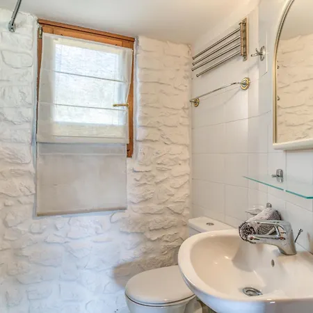 Panorama Village Living House With Shared Pool Apartment *